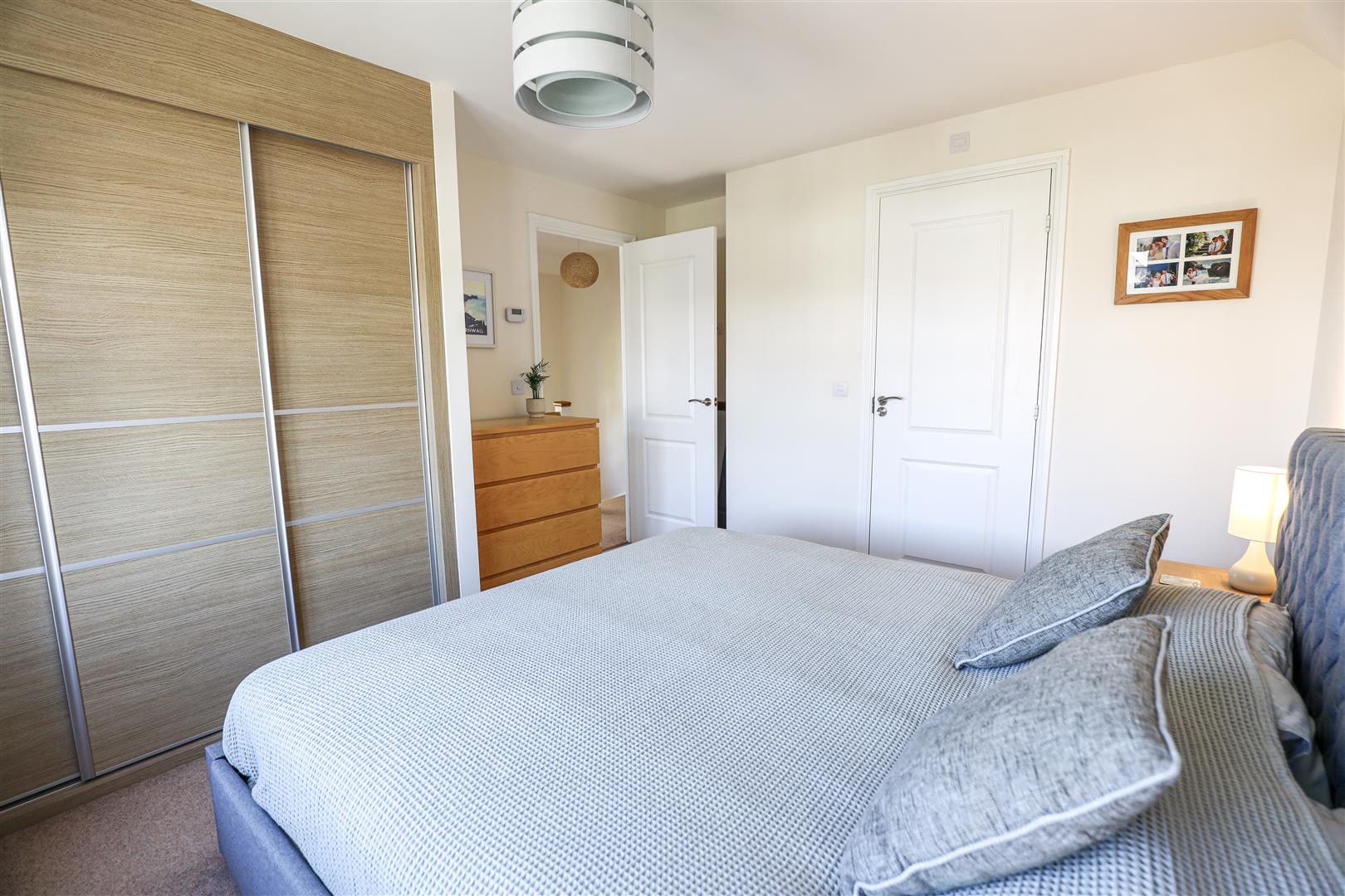 72 Cae Newydd, St. Nicholas, Cardiff, CF5 6FJ